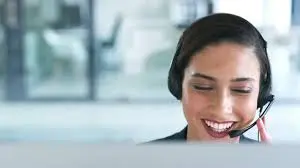 Teleoperador en español latino  de emision de llamadas por hora. 